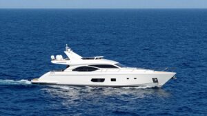 KERI LEE III yacht sailing on the ocean